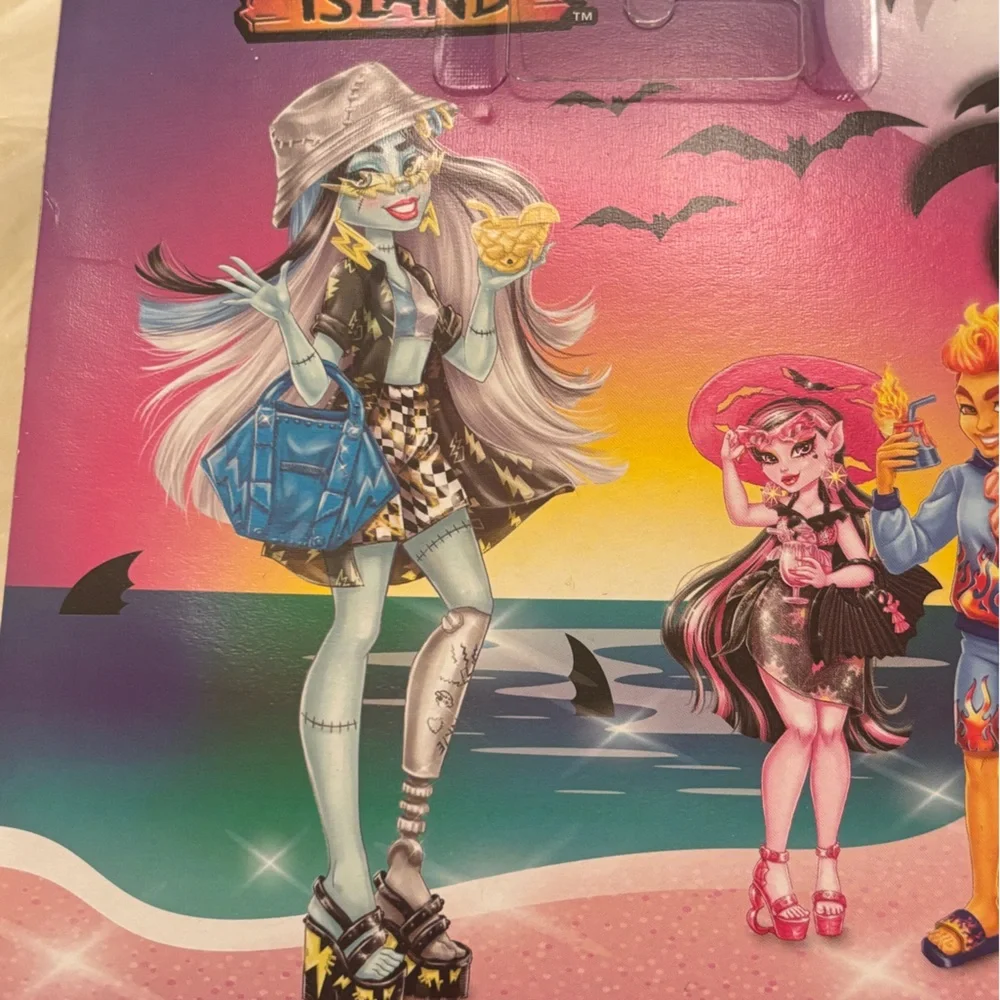 🆕Monster High Scare-adise Island Frankie Stein Doll
